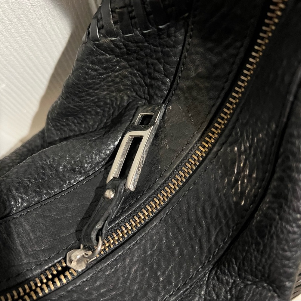 BCBG Maxazira XL Black Handbag - Picture 4 of 9